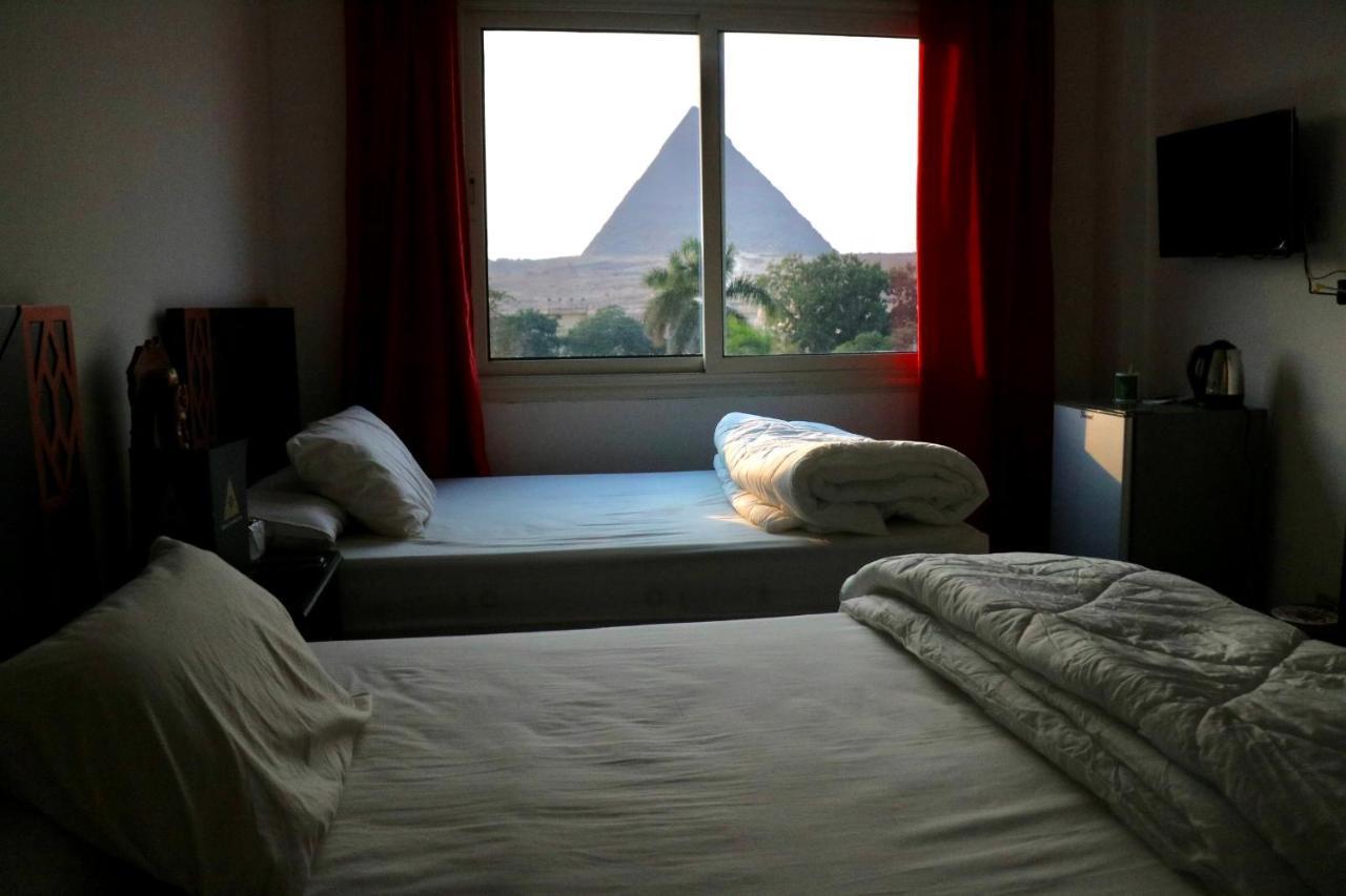 Sahara Pyramids Inn Kairo Bagian luar foto